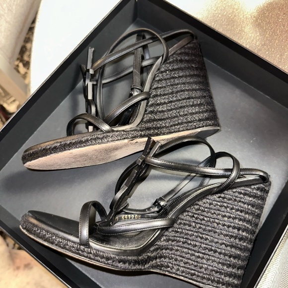 Saint Laurent Cassandra Wedge Espadrilles in Leather - Picture 4 of 15